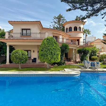 Belgravia Club, Marina Estepona
