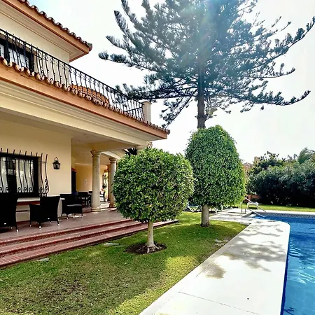 Belgravia Club, Marina Holiday home *